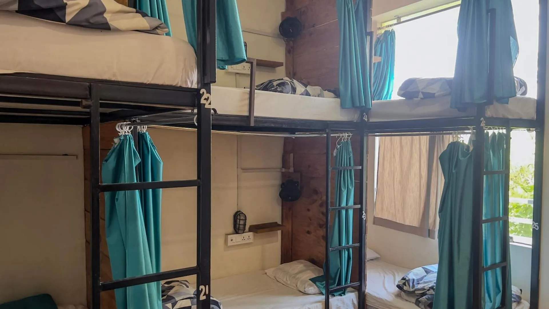 Rahgir Tales Hostel 