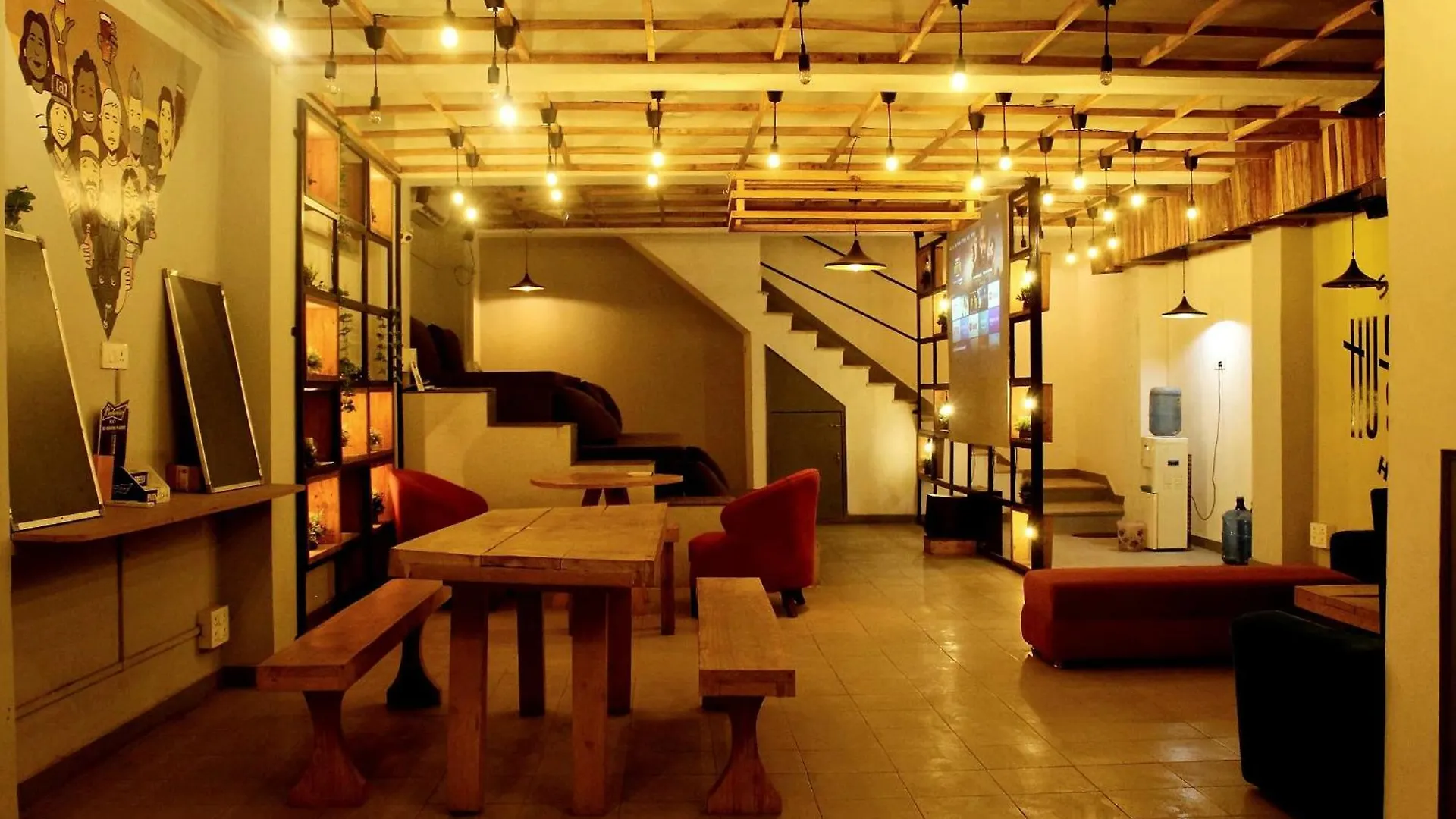 Rahgir Tales Hostel 