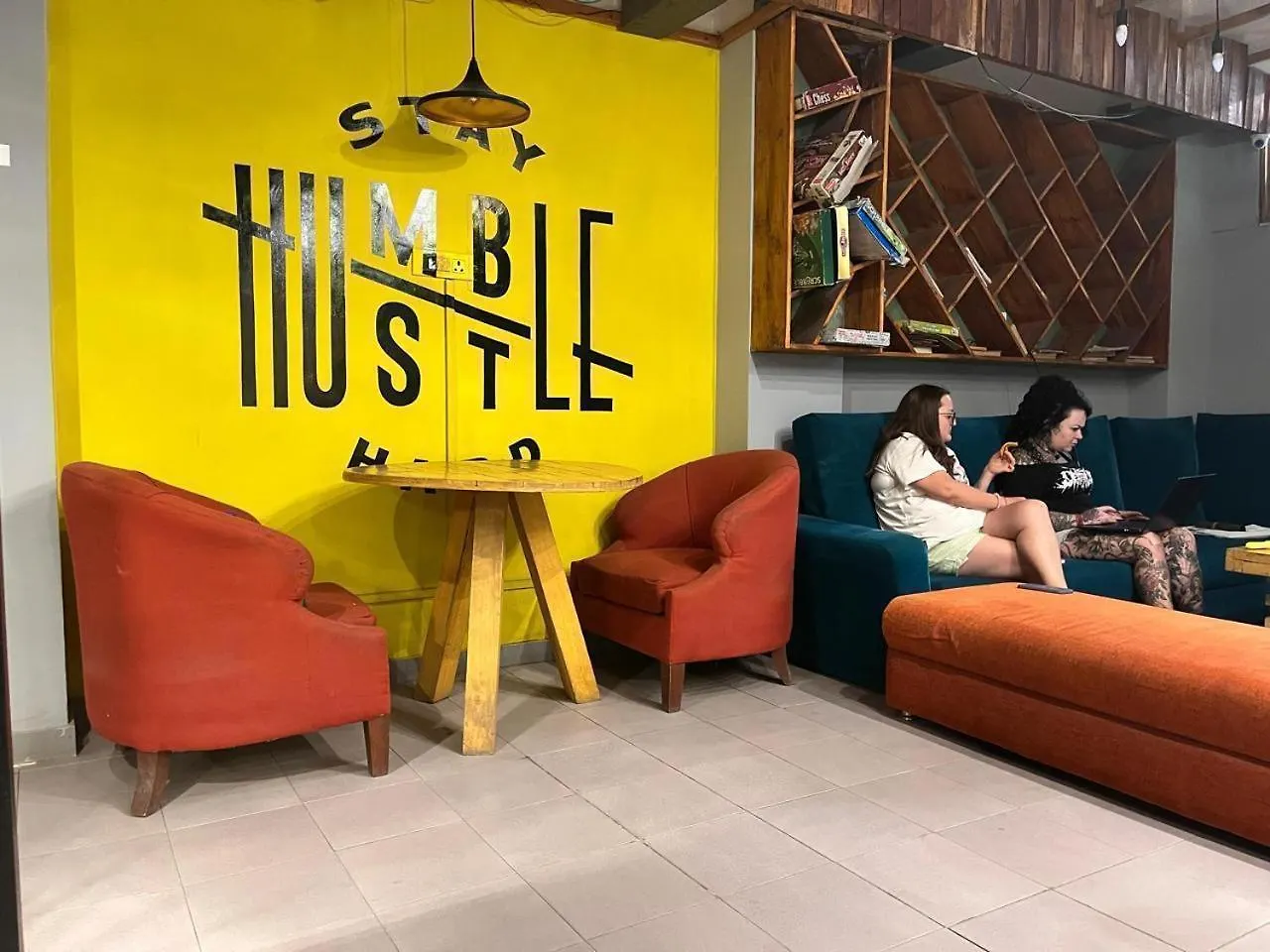 Rahgir Tales Hostel 