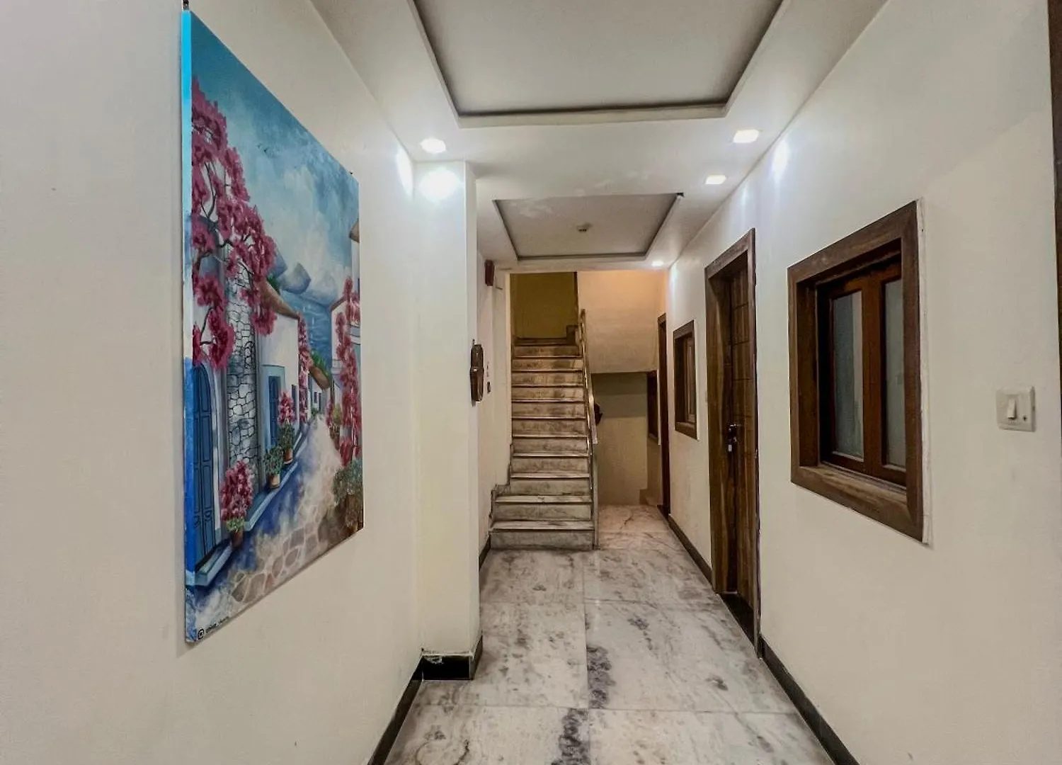 Rahgir Tales Hostel 