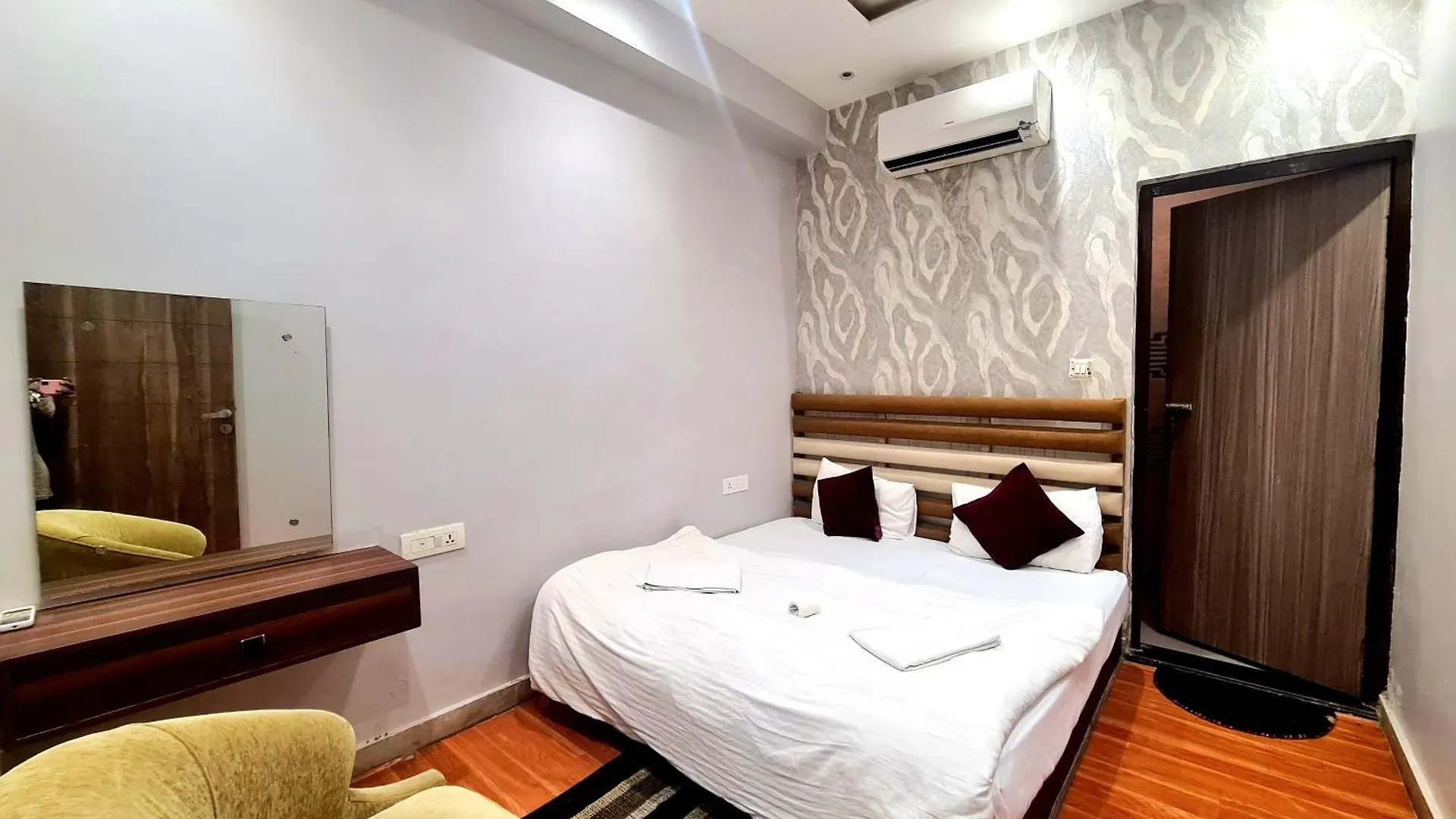 Rahgir Tales Hostel 
